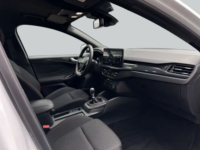 Ford Focus EcoBoost ST Line