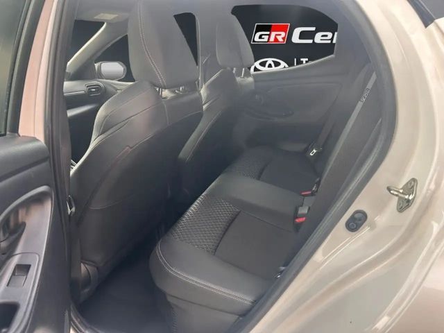 Toyota Yaris Hatchback Hybride Style