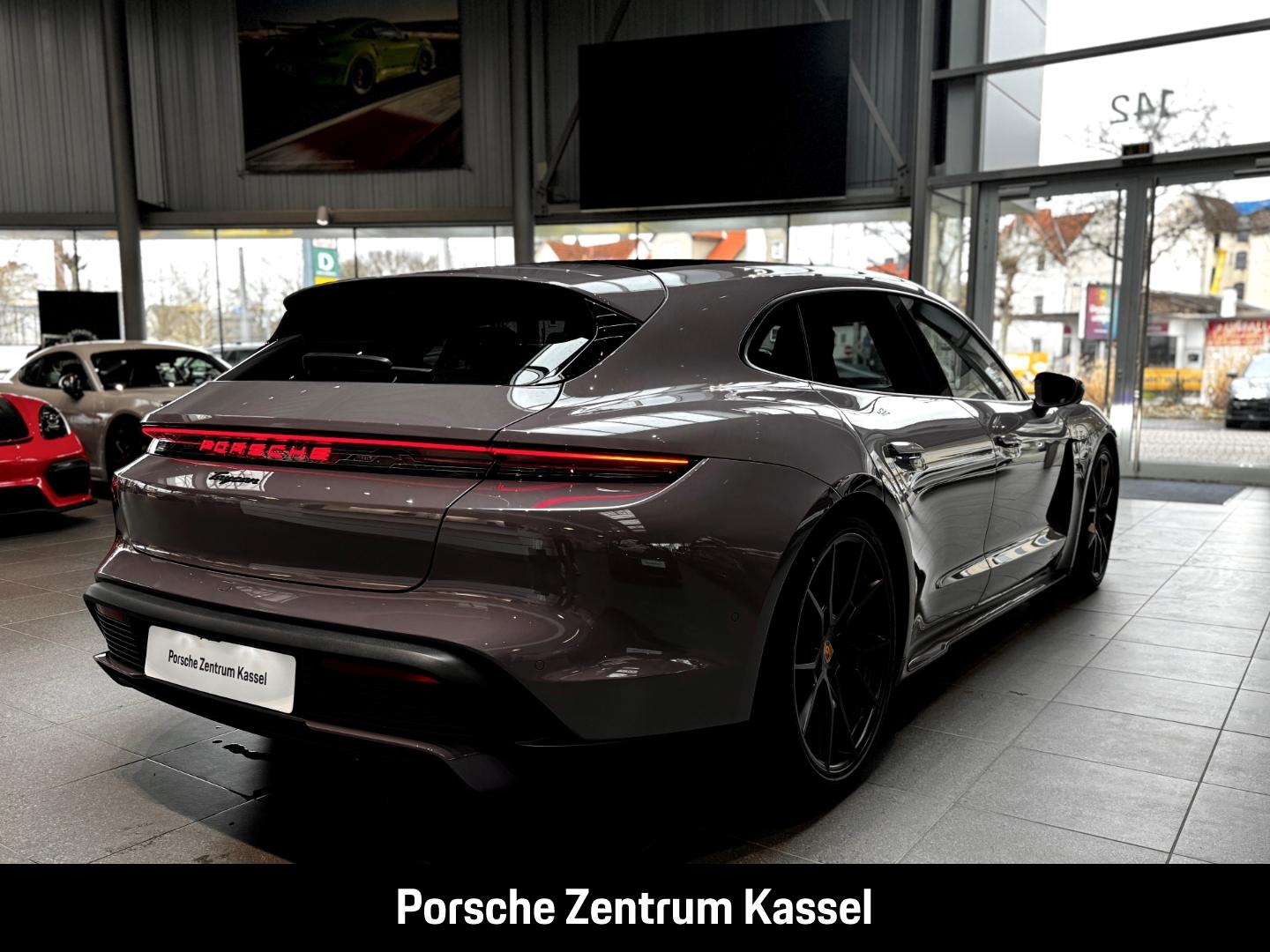 Porsche Taycan Sport Turismo