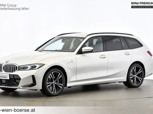 BMW 330 330e xDrive