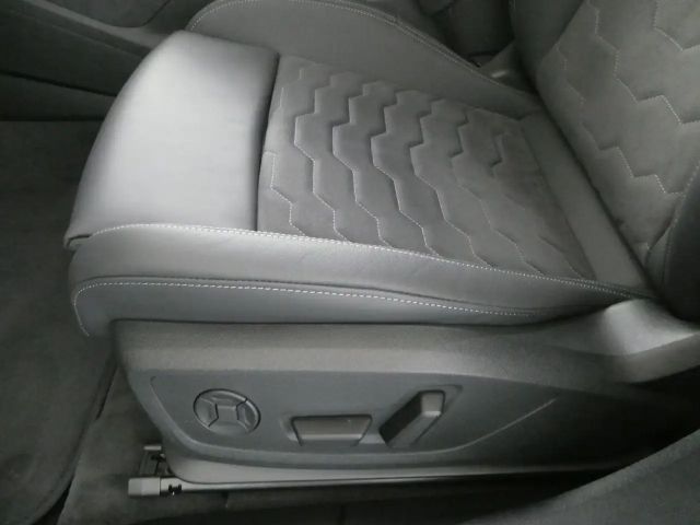 Audi A6 e-tron Quattro