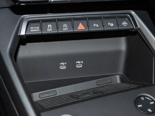 Audi A3 30 TFSI Sedan