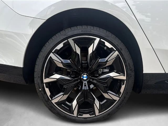 BMW i5 M-Sport Sedan