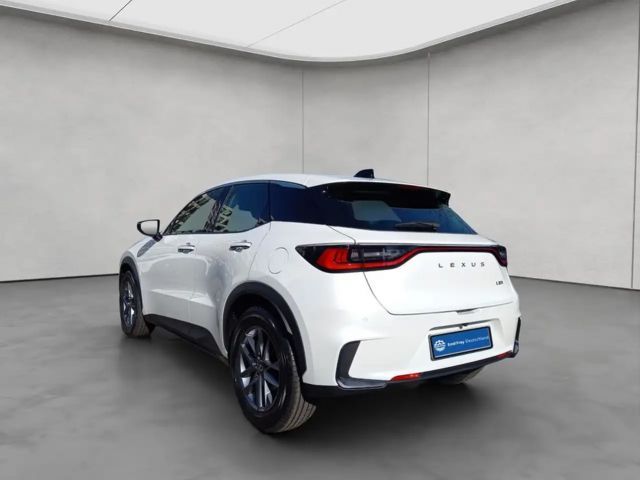 Lexus LBX Komfort Paket