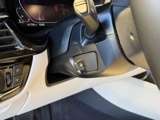 BMW 530 530d Luxury Line Sedan xDrive