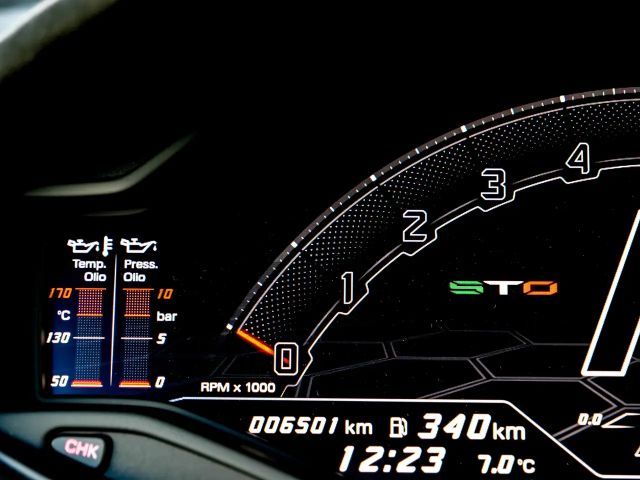 Lamborghini Huracan n STO Nero Noctis Semilucido