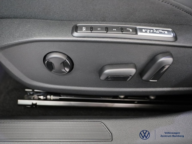 Volkswagen Golf 1.5 TSI Golf VIII Style