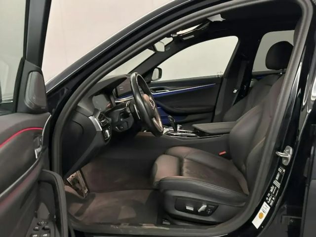 BMW 530 530d M-Sport Touring xDrive