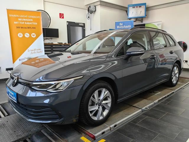 Volkswagen Golf Life