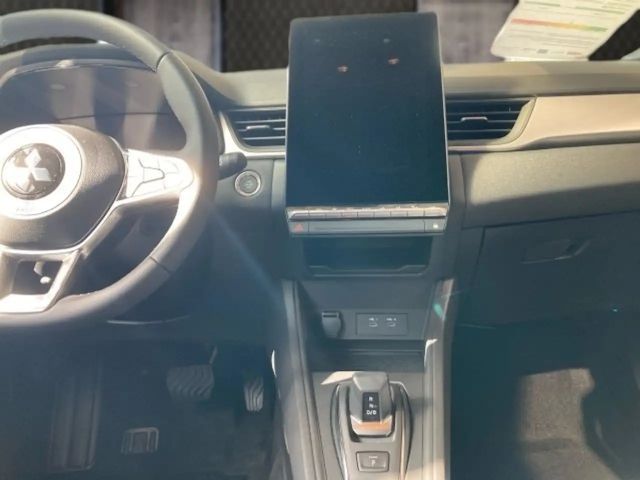 Mitsubishi ASX Invite