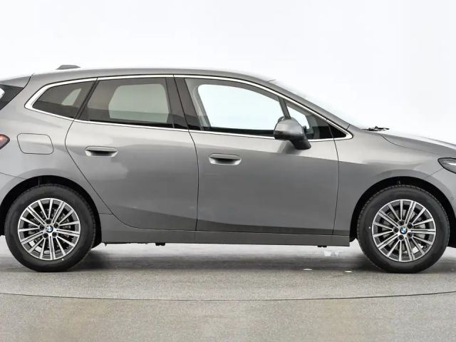 BMW 218 218d Active Tourer Sedan