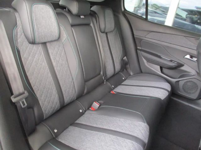 Peugeot 408 Allure Pack Hybrid