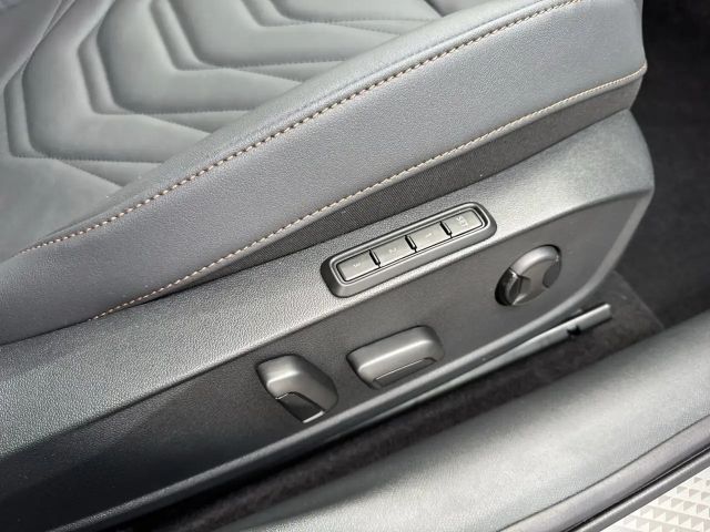 Cupra Leon Sportstourer e-Hybrid