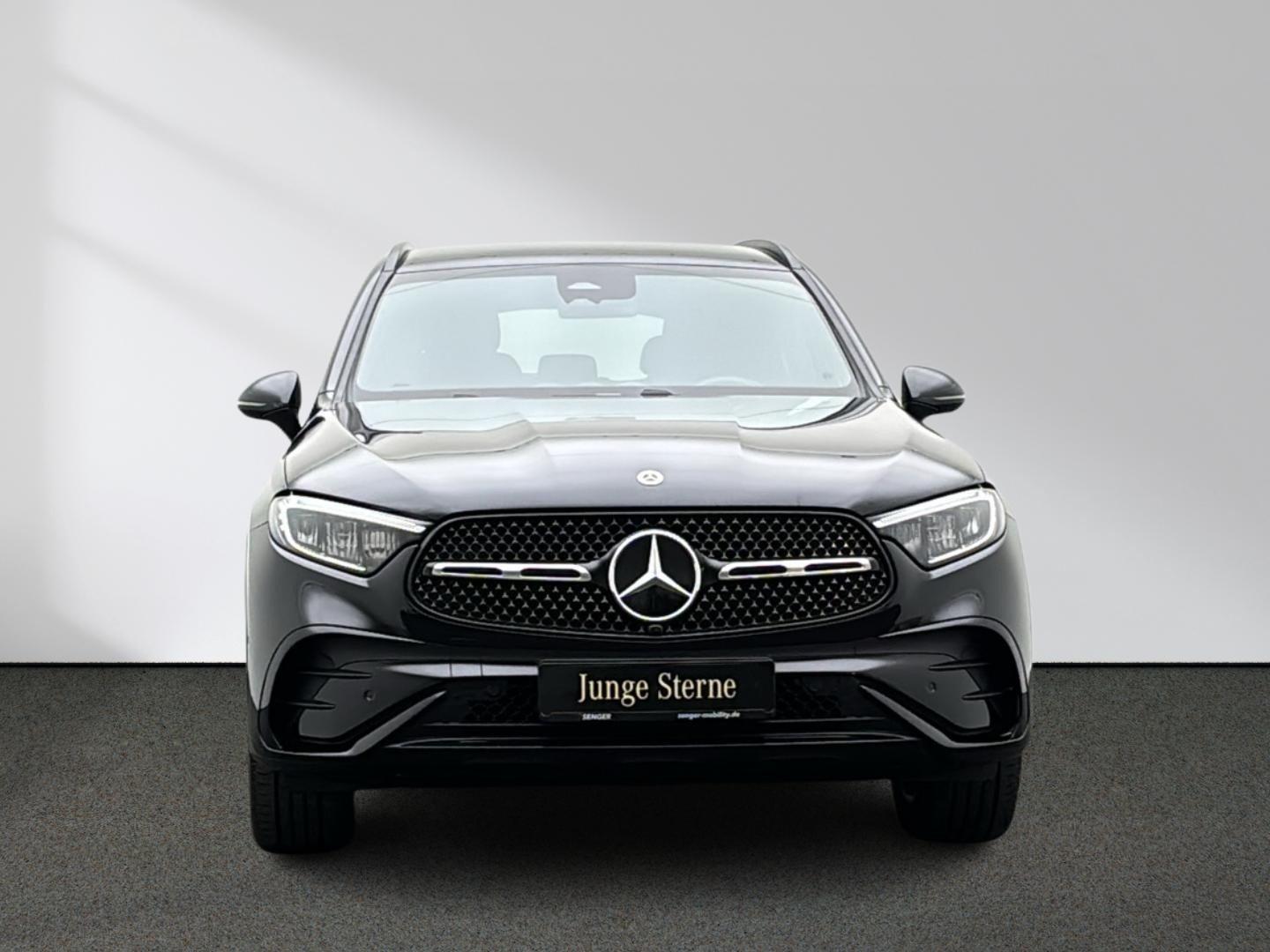 Mercedes-Benz GLC 300 4MATIC AMG Line GLC 300 d