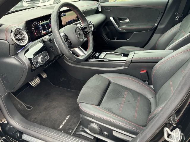 Mercedes-Benz CLA 200 AMG Line CLA 200 d Coupé