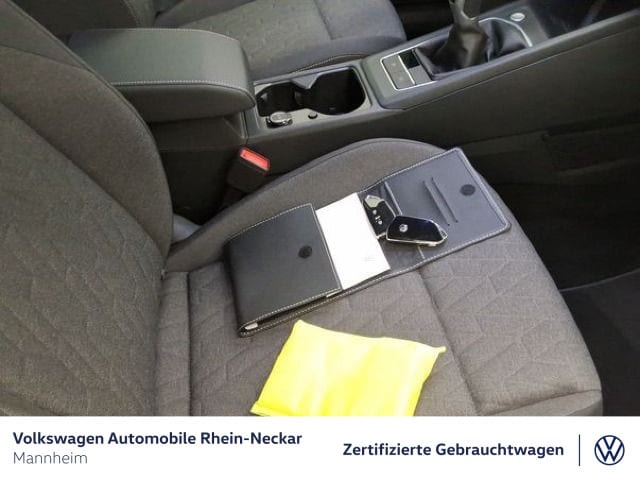 Volkswagen Golf 1.5 TSI Golf VIII Life