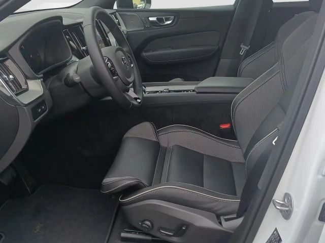 Volvo XC60 AWD Dark Plus T6