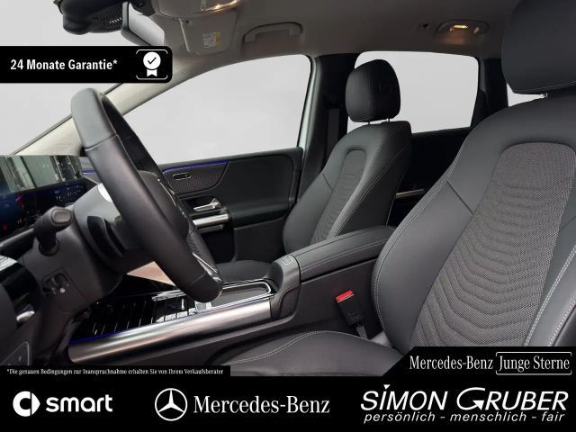 Mercedes-Benz B 200 Progressive Sedan