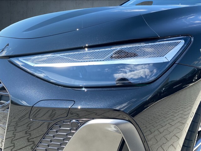 Audi A6 e-tron Avant Quattro