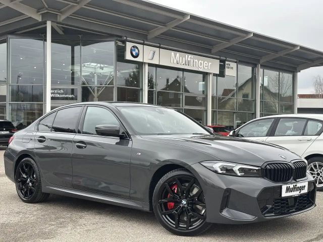 BMW 330 330i M-Sport Sedan xDrive