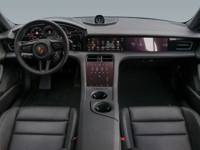 Porsche Taycan 4S Cross Turismo