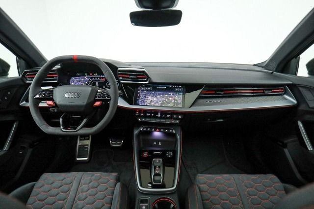 Audi RS3 Quattro S-Tronic Sedan