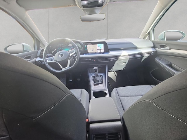 Volkswagen Golf 1.0 TSI Life Variant