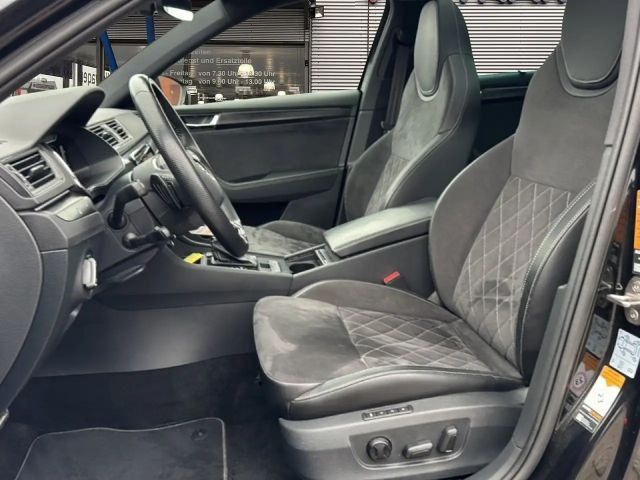 Skoda Superb Combi Sportline iV