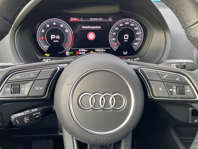 Audi Q2 S-Line S-Tronic
