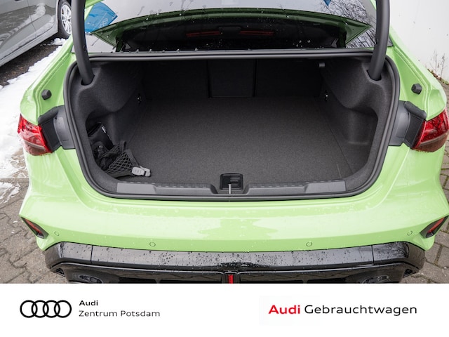 Audi RS3 Quattro S-Tronic Sedan