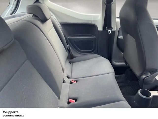 Volkswagen up! Move Move up!