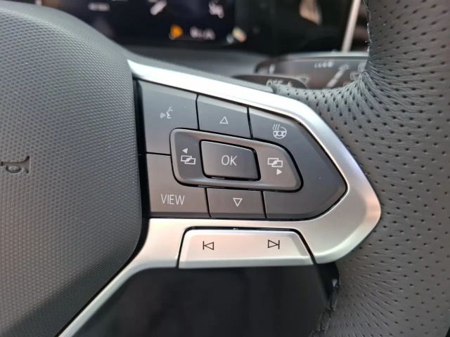 Volkswagen Golf DSG Sport Variant