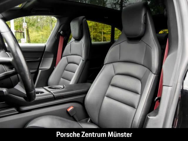 Porsche Taycan 4S Cross Turismo