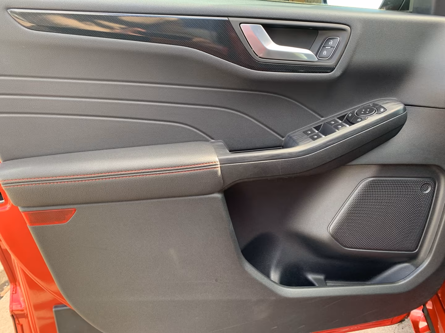 Ford Kuga Hybrid ST Line X