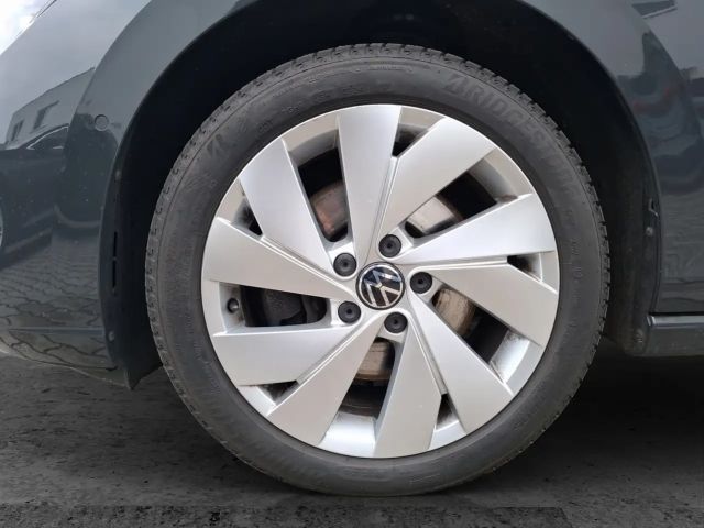 Volkswagen Golf DSG Golf VIII Style Variant