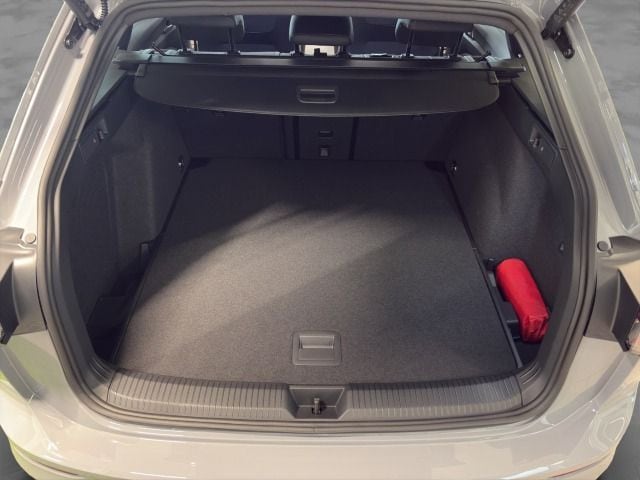 Volkswagen Golf DSG Golf VIII R-Line Variant