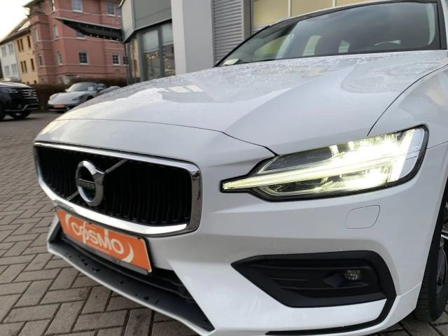Volvo V60 Momentum