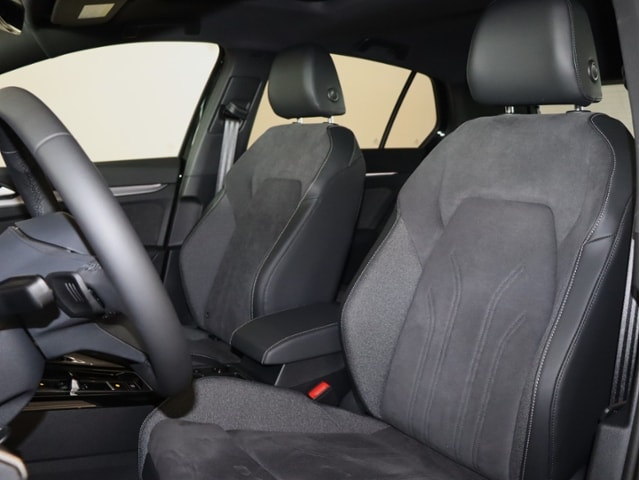 Volkswagen Golf 1.5 eTSI DSG Golf VIII