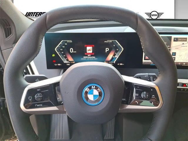 BMW iX xDrive50