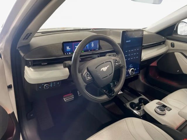 Ford Mustang Mach-E AWD