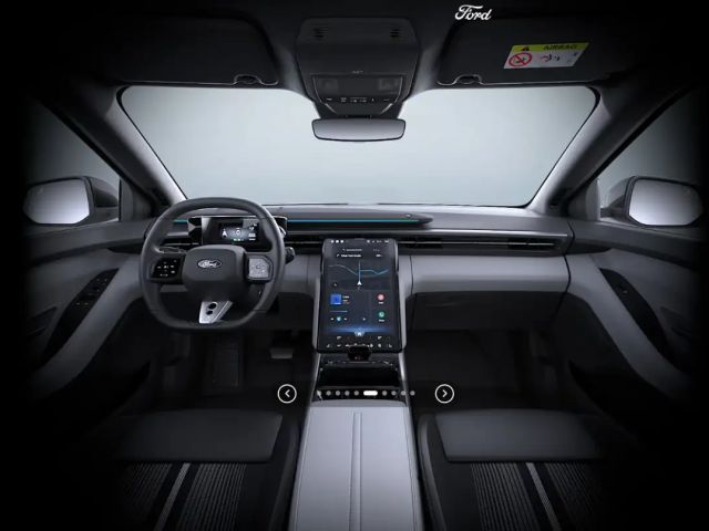 Ford Capri Extended range Premium RWD