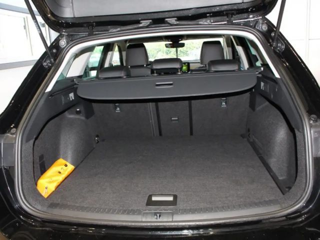 Seat Leon 1.5 eTSI DSG FR-lijn Sportstourer