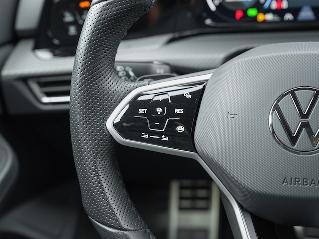 Volkswagen Golf Golf VIII R-Line