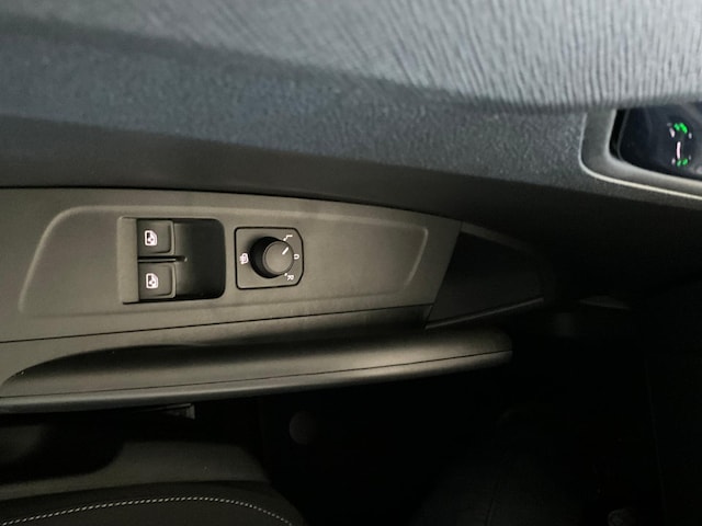 Skoda Fabia FABIA        AMB  TS81/1.0 M6F