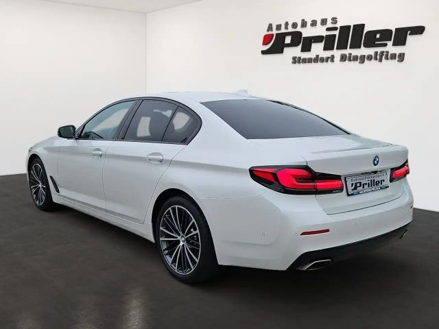 BMW 530 530d Business Line Sedan xDrive