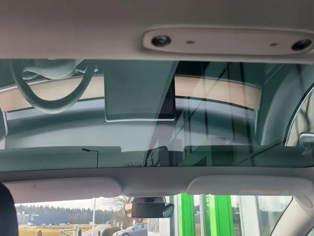 Tesla Model 3 AWD Long Range