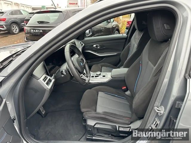 BMW 330 330i M-Sport Touring xDrive