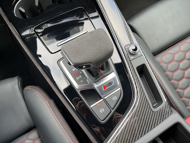 Audi RS4 Avant Quattro