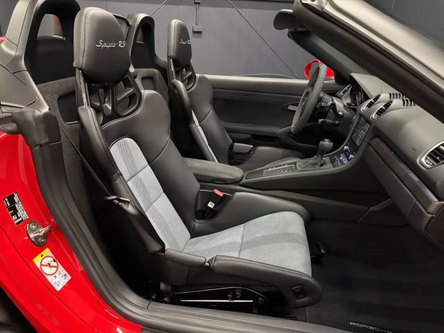 Porsche Cayman 718 RS