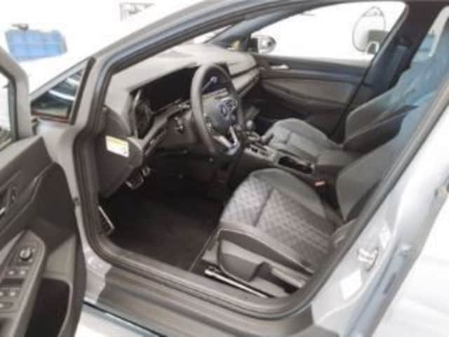 Volkswagen Golf 1.5 eTSI DSG R-Line